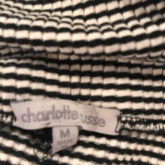 Black and White Stripped Skirt Tight Fitting - Picture 2 of 5